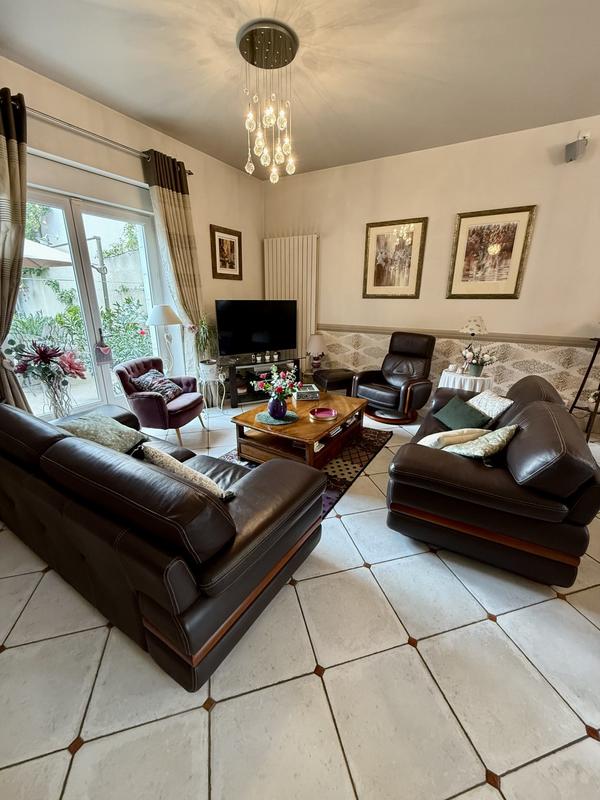 Maison ancienne - 164 m² - 8 pièces