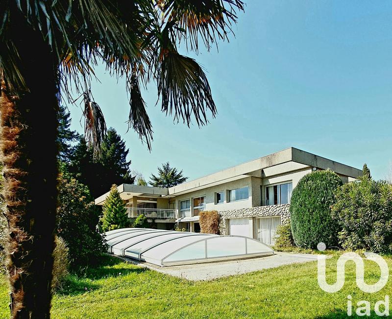 Maison de maîtres - 315 m² - 10 pièces