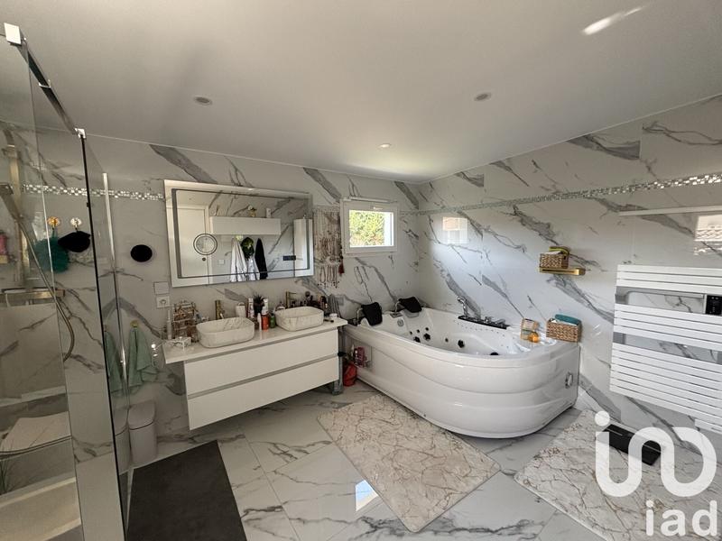 Maison - 115 m² - 4 pièces