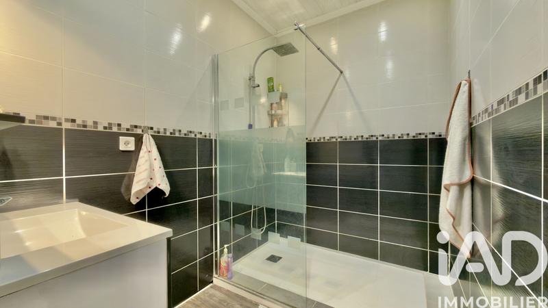 Maison - 140 m² - 3 pièces