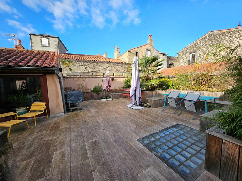 Appartement - 284 m² - 9 pièces