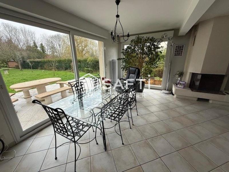 Maison - 186 m² - 5 pièces