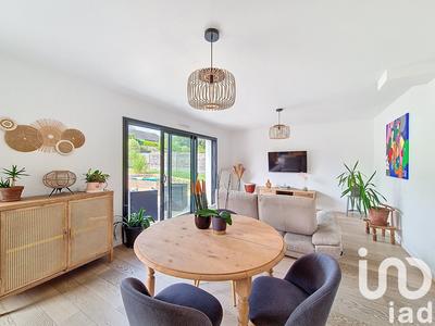 Maison - 111 m² - 6 pièces