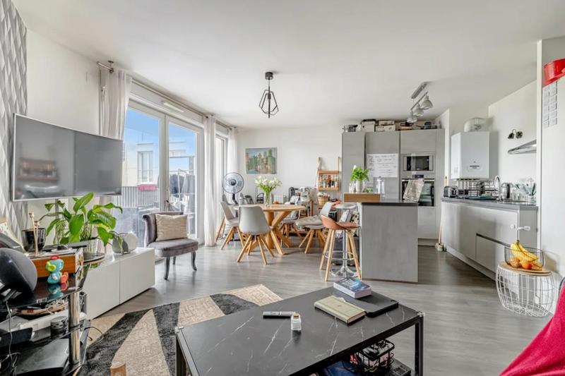 Appartement - 84 m² - 4 pièces