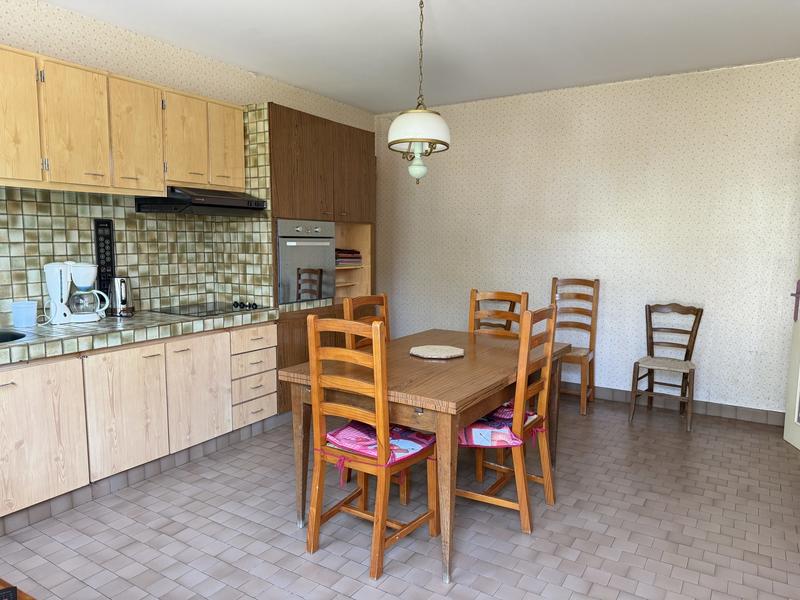 Maison - 184 m² - 9 pièces