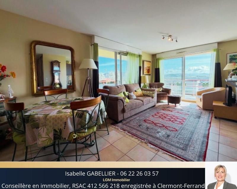 Appartement - 82 m² - 4 pièces