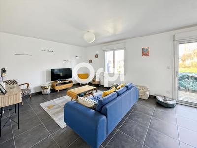 Maison - 104 m² - 4 pièces