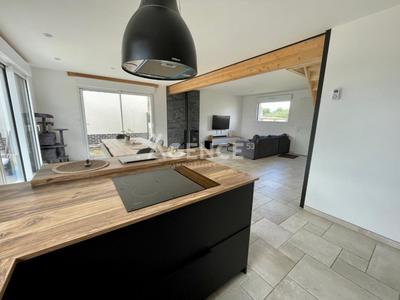 Maison - 135 m² - 6 pièces