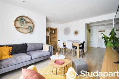 Chambre - 110 m² - 1 pièce