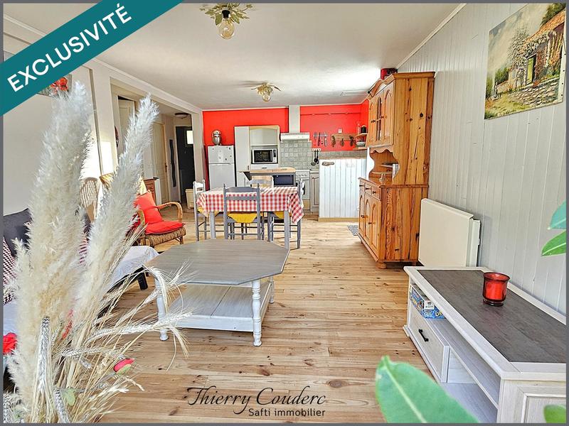 Maison - 208 m² - 8 pièces