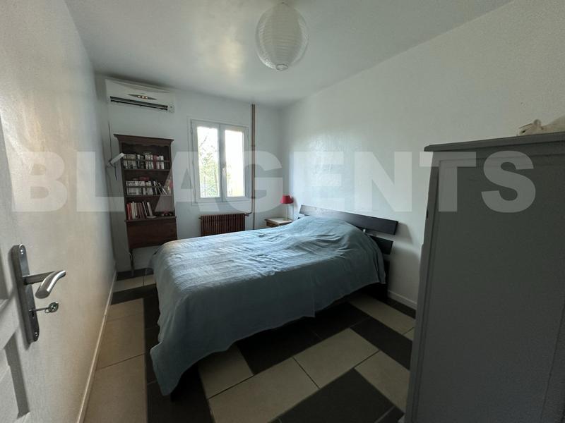 Maison - 185 m² - 8 pièces