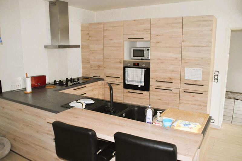 Maison - 200 m² - 8 pièces