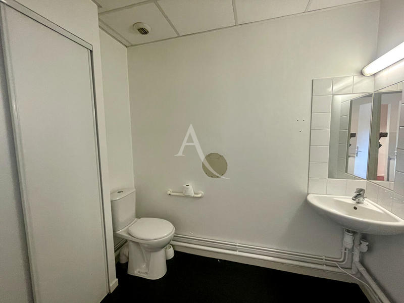 Local commercial - 73 m²