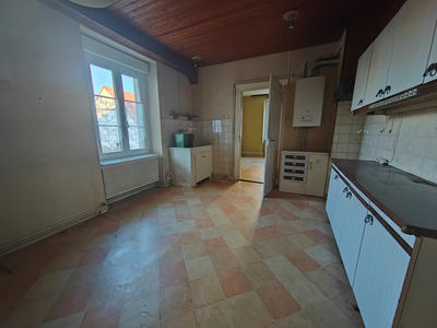 Maison - 167 m² - 8 pièces