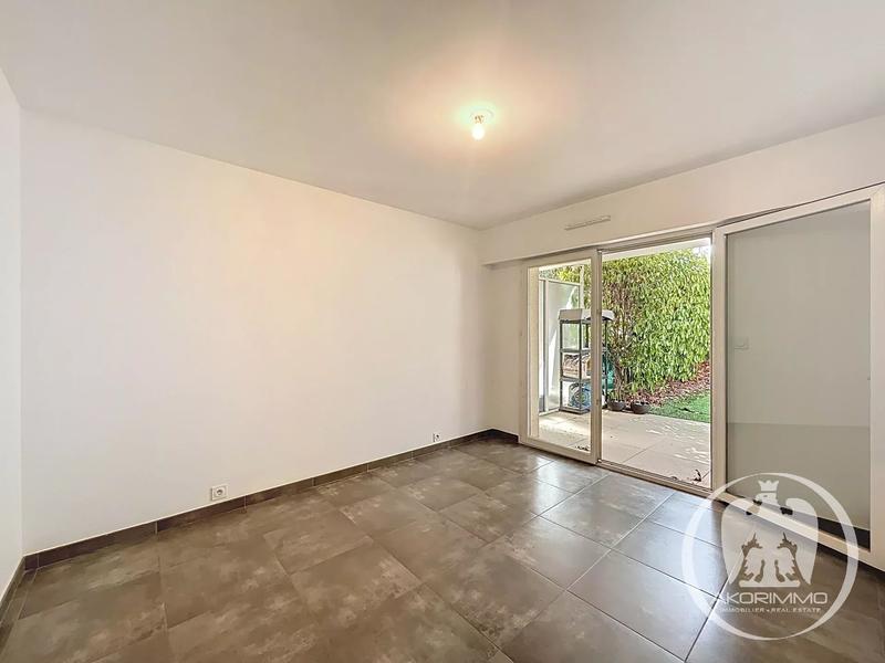 Appartement - 77 m² - 4 pièces