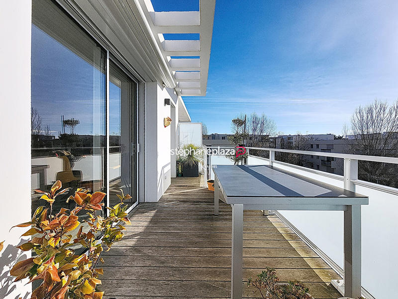 Appartement - 87 m² - 4 pièces