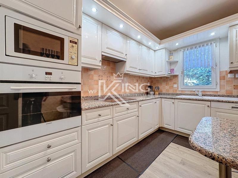 Appartement - 95 m² - 4 pièces