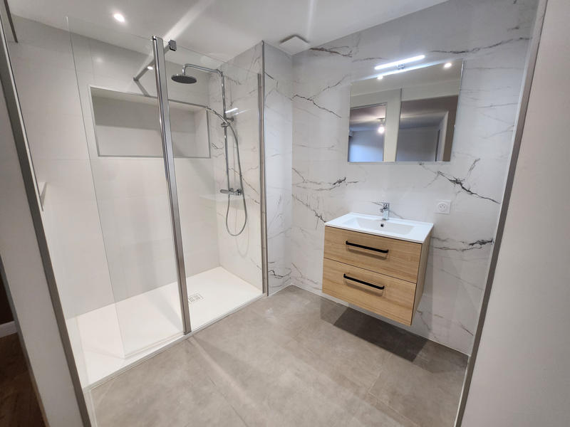 Maison - 180 m² - 7 pièces