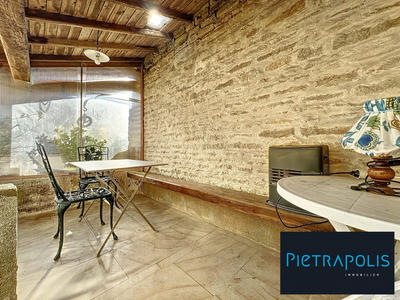 Maison - 200 m² - 8 pièces