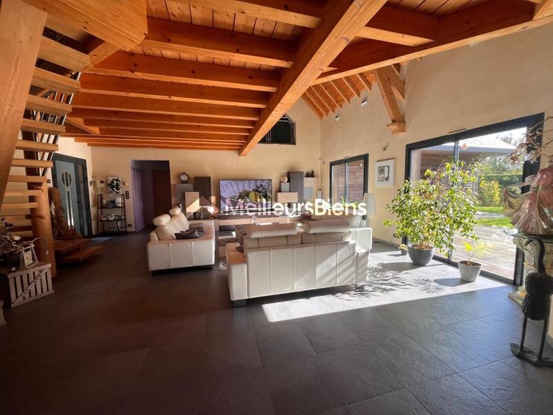 Maison d'architecte - 285 m² - 9 pièces