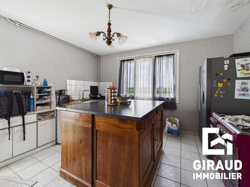 Maison ancienne - 90 m² - 3 pièces