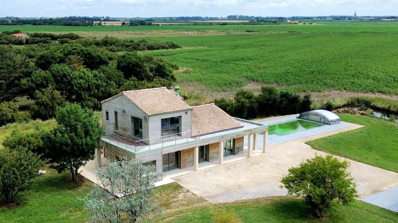 Maison - 218 m² - 10 pièces