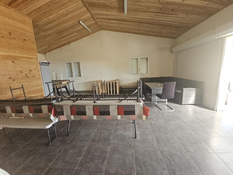 Villa - 243 m² - 8 pièces