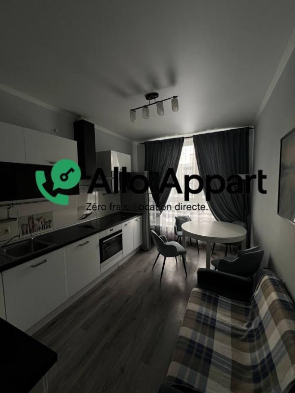 Studio - 24 m² - 2 pièces