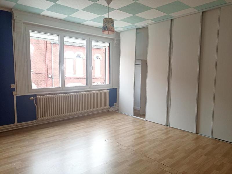 Maison - 121 m² - 6 pièces