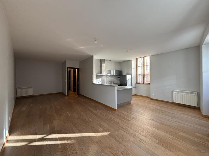 Appartement - 74 m² - 3 pièces