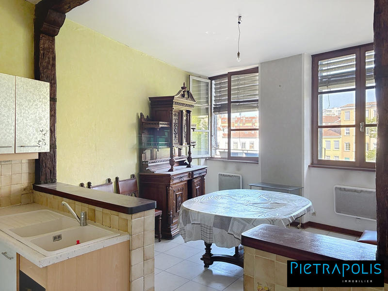 Appartement - 85 m² - 4 pièces