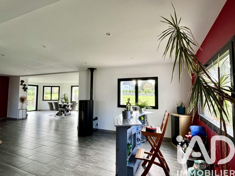 Maison - 140 m² - 5 pièces