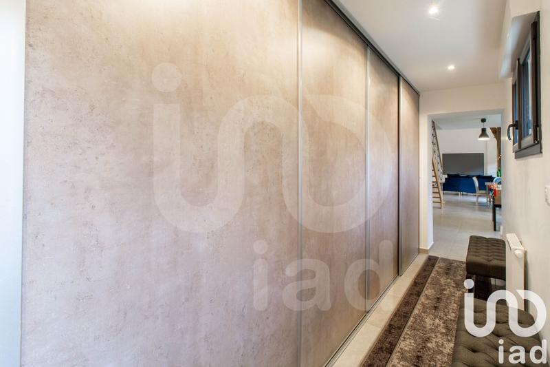 Maison - 200 m² - 7 pièces