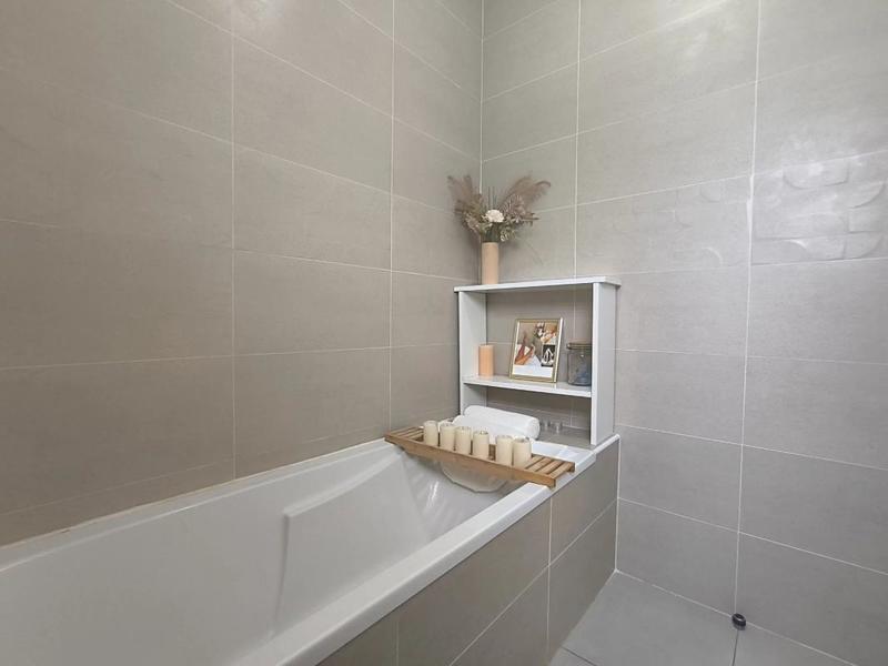 Maison - 93 m² - 4 pièces