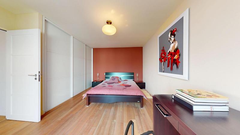 Maison - 252 m² - 6 pièces