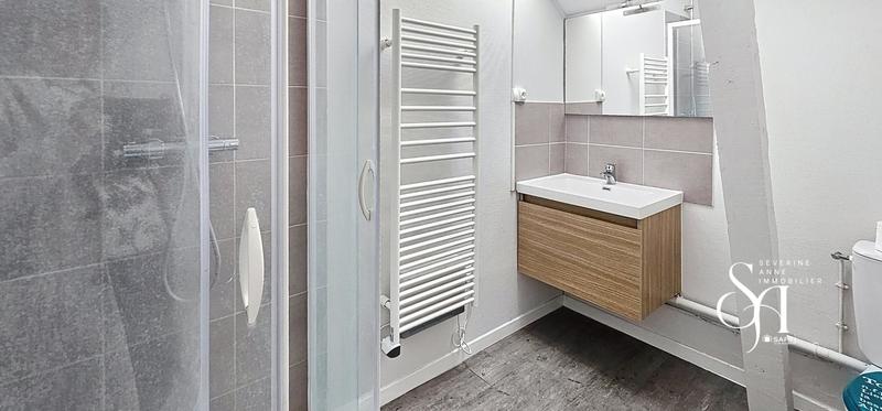 Maison - 140 m² - 8 pièces