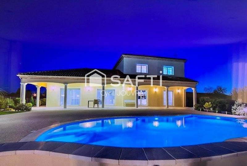 Villa - 185 m² - 6 pièces