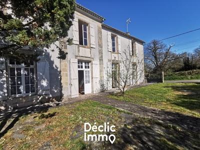 Maison ancienne - 230 m² - 9 pièces