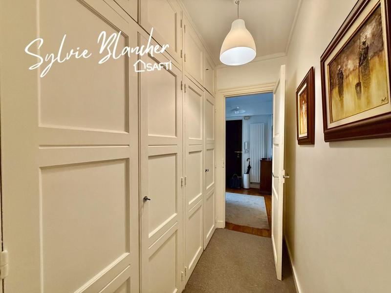 Appartement - 100 m² - 4 pièces