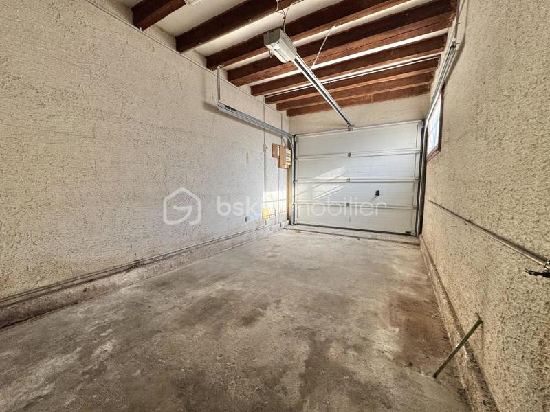 Maison traditionnelle - 90 m² - 5 pièces