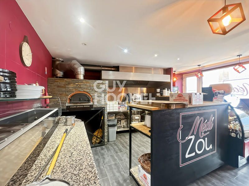 Local d'activités - 58 m² - 8 pièces