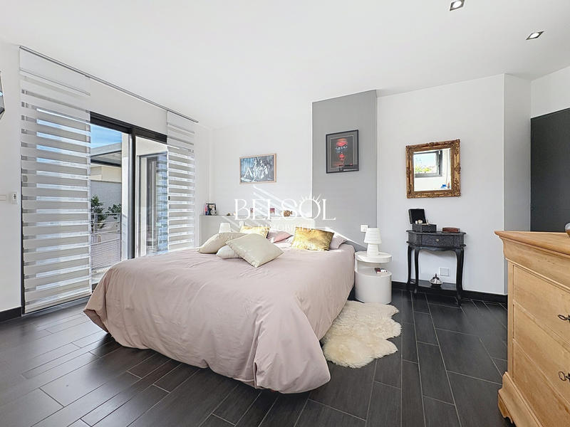 Maison contemporaine - 145 m² - 5 pièces