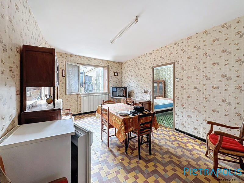 Maison - 312 m² - 11 pièces