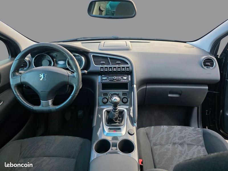 Peugeot 3008 - 1.6 HDi 115 Cv Allure