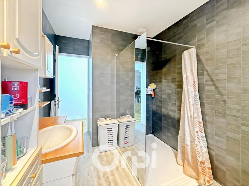 Maison - 158 m² - 6 pièces