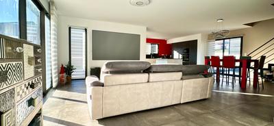 Maison - 175 m² - 5 pièces