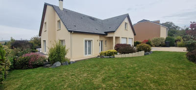 Maison - 142 m² - 6 pièces