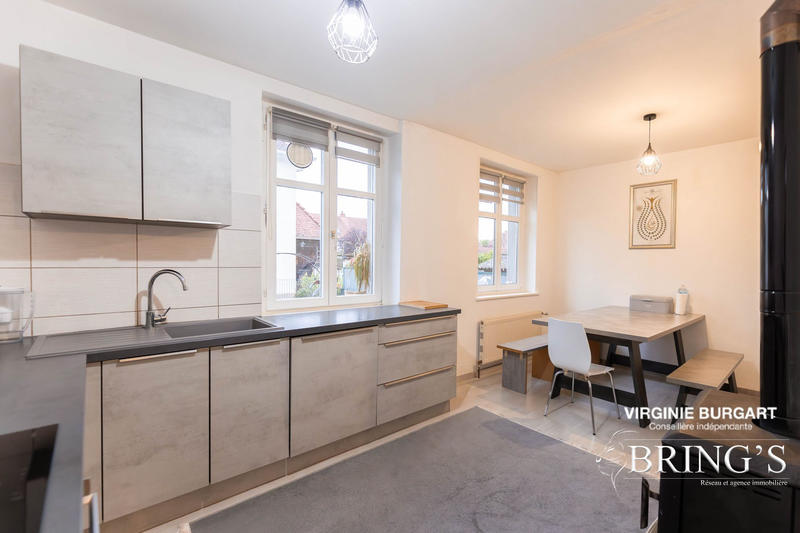 Maison - 95 m² - 5 pièces