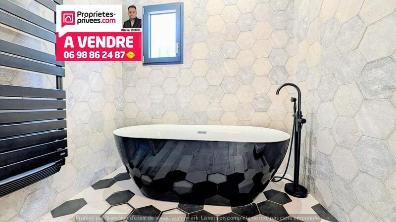 Maison - 180 m² - 6 pièces