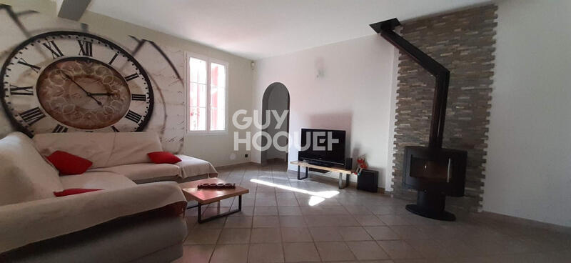 Maison - 335 m² - 6 pièces